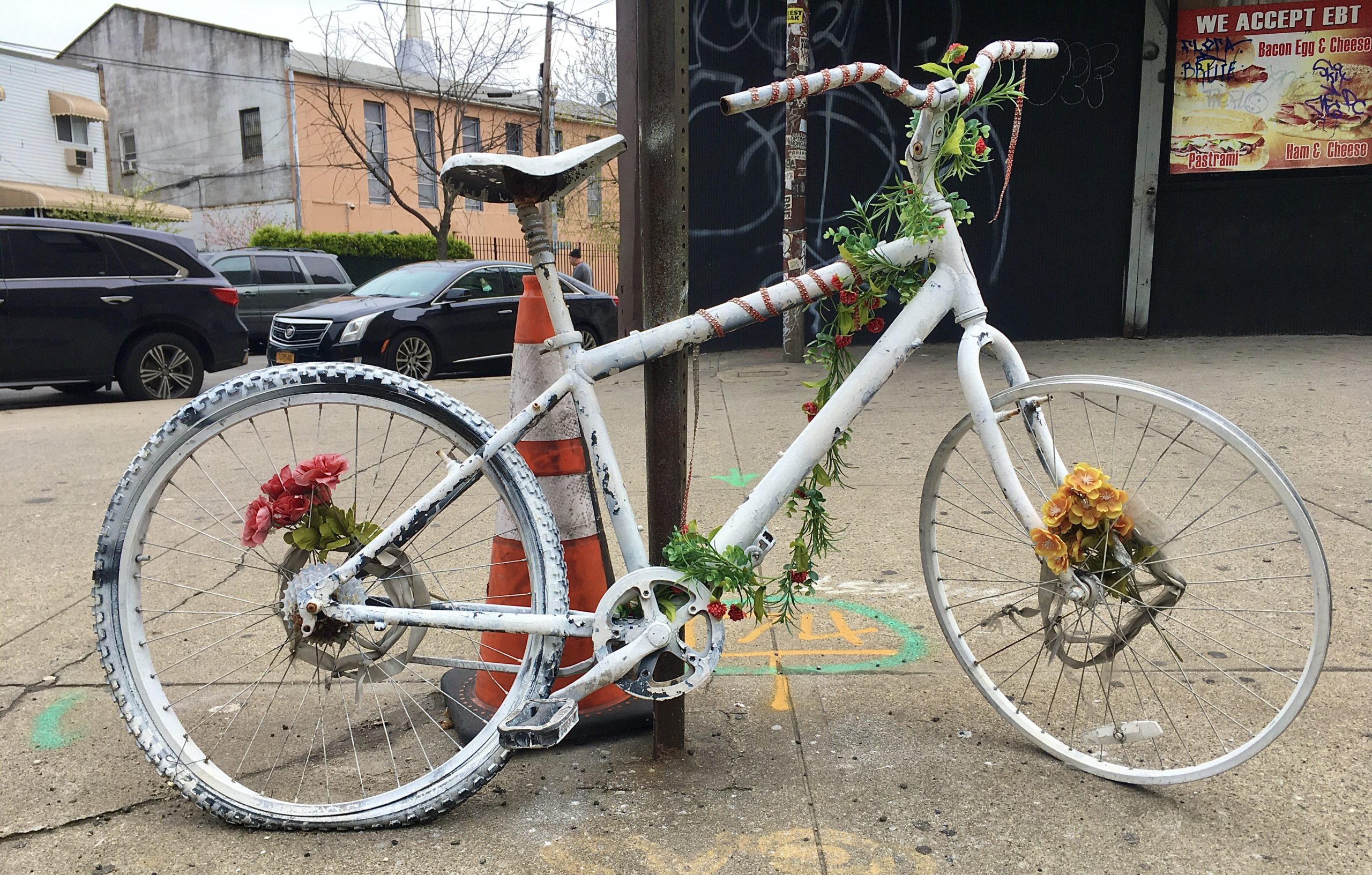 This Bushwick Avenue ghost bike honors the memory of Eliseo Martinez. Photo: Lore Croghan/Brooklyn Eagle