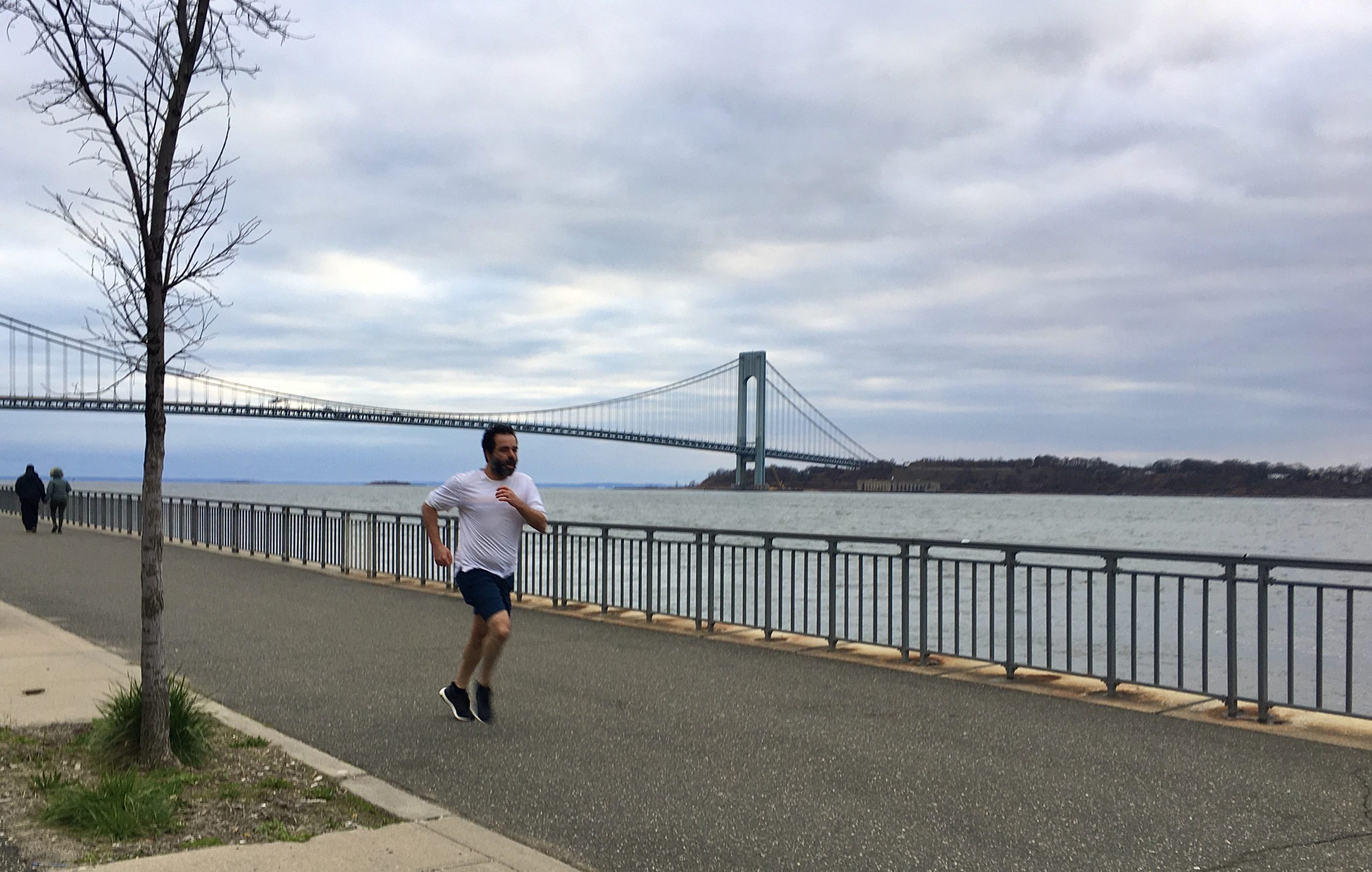 A jogger gets some fresh air on Shore Road Promenade. Photo: Lore Croghan/Brooklyn Eagle