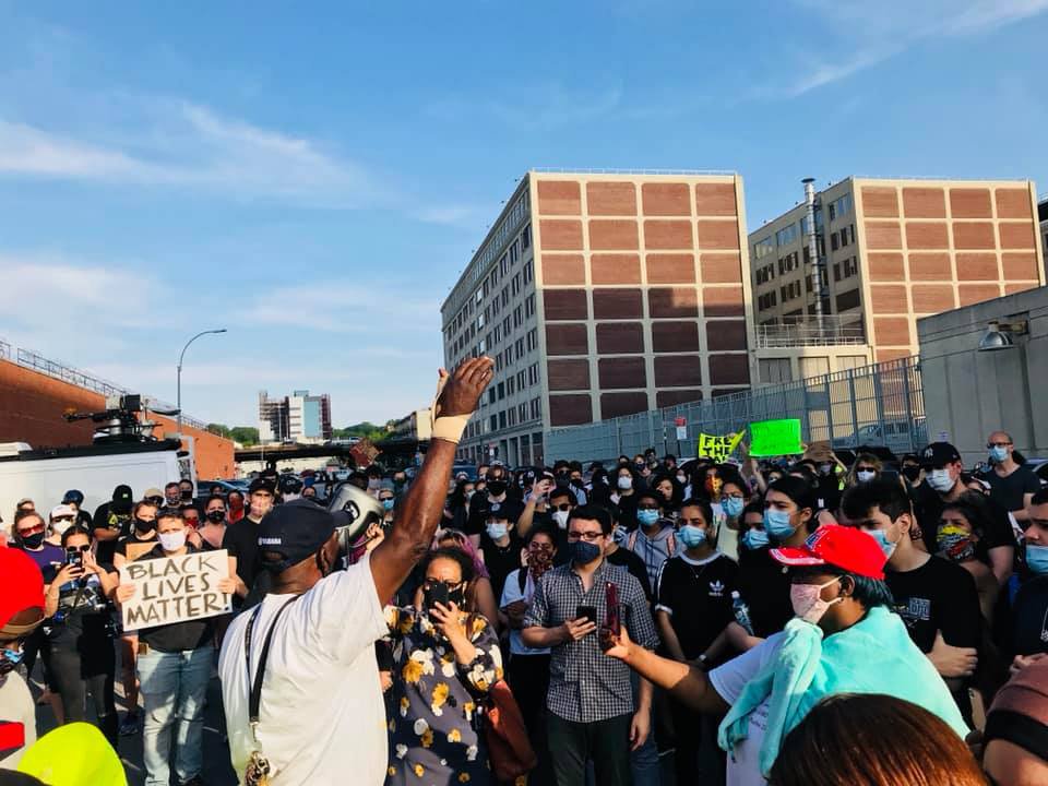 Protest held at Metropolitan Detention Center after inmate’s death