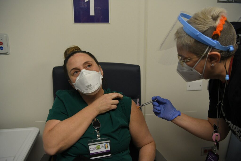 Nurse receives COVID vaccine at NYU Langone