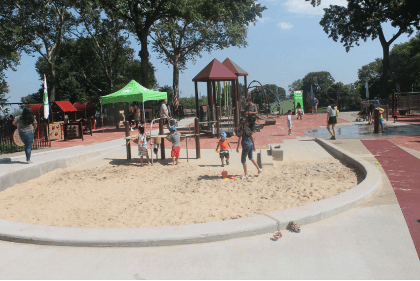 Gounardes, Brannan want mayor to reopen playgrounds