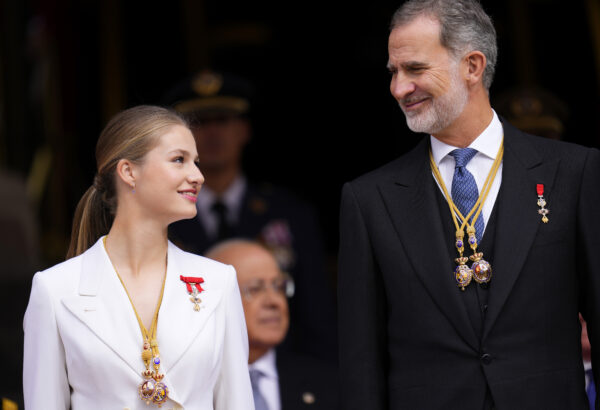 MADRID — ‘Tradition, tradition…’ royal family paves the way for a new generation: Princess Leonor looks at her father, the Spanish King Felipe VI as they attend a military parade after swearing allegiance to the Constitution during a gala event that makes her eligible to be queen one day, in Madrid on Tuesday, Oct. 31 2023. The heir to the Spanish throne, Princess Leonor, has sworn allegiance to the Constitution on her 18th birthday. Tuesday's gala event paves the way to her becoming queen when the time comes. Leonor is the eldest daughter of King Felipe and Queen Letizia.Photo: Manu Fernandez/AP