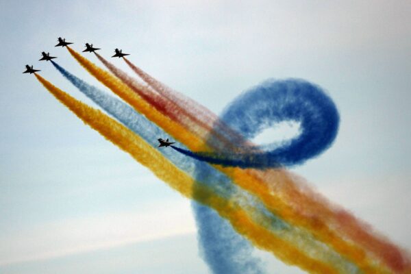 DUBAI — Italian Air Force shows its ‘right stuff’ in full color at the Middle Eastern Airshow: Frecce Tricolori (Tricolor Arrows), the Italian Air Force aerobatic display team, perform during the opening day of the Dubai Air Show, United Arab Emirates, Monday, Nov. 13, 2023.<br>Photo: Kamran Jebreili/AP