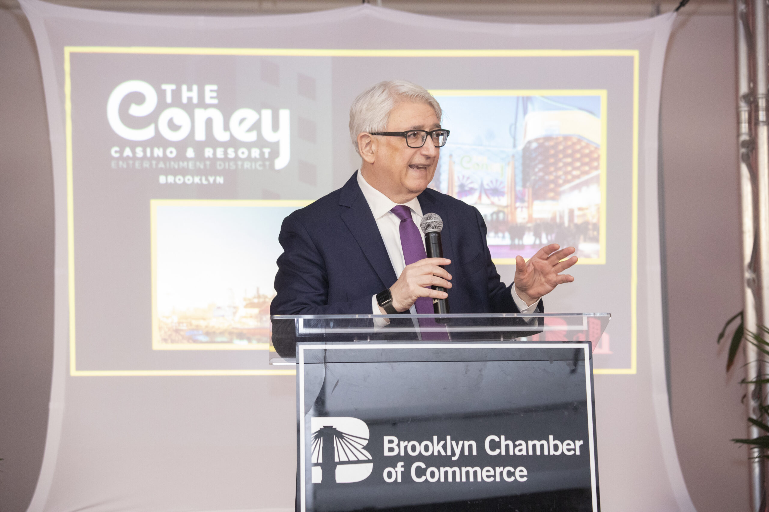 Ken Fisher Speaks at Best of Brooklyn Real Estate Showcase.
