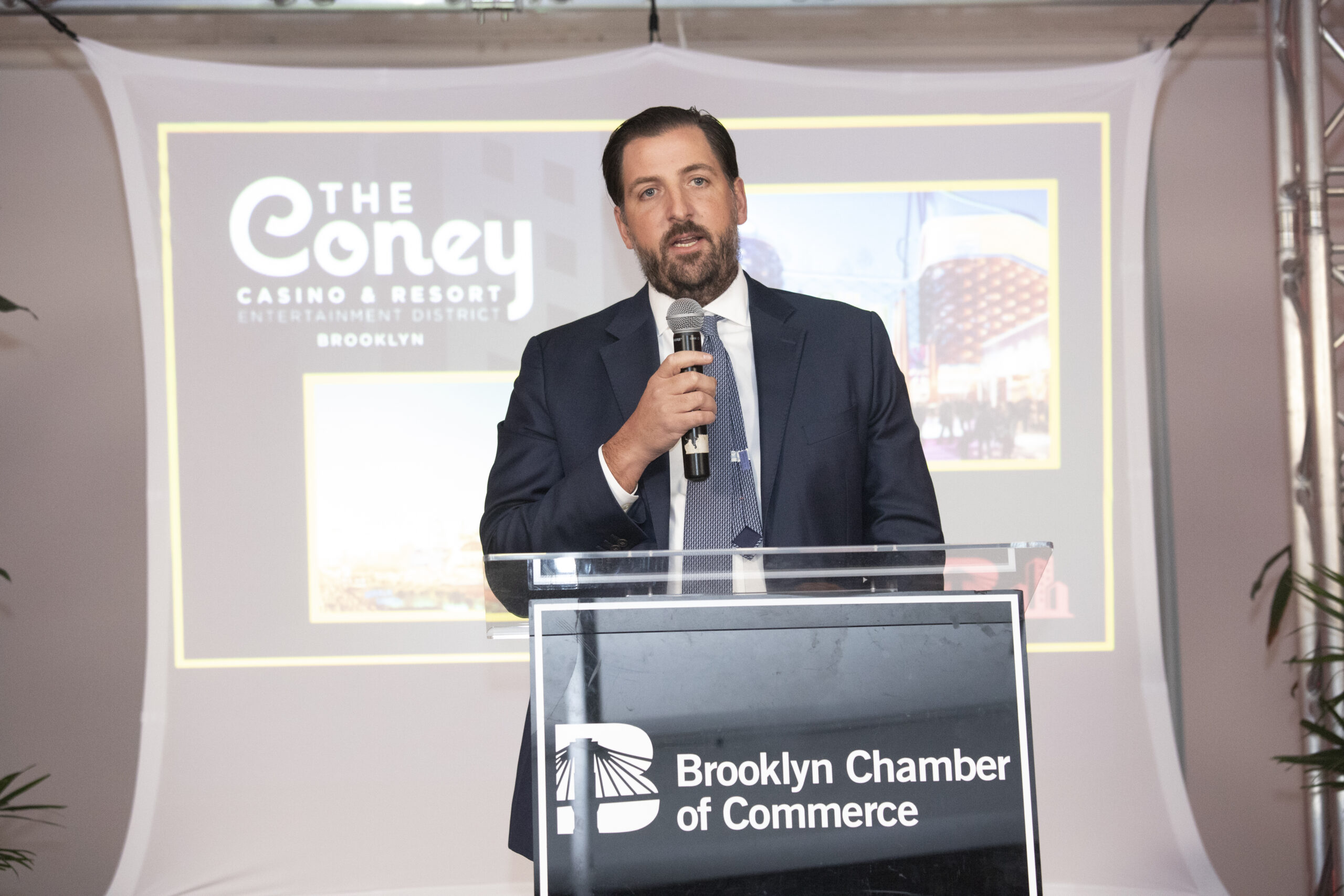 Peter McEneaney Speaks at Best of Brooklyn Real Estate Showcase.