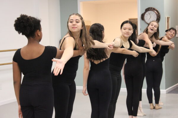 Students rehearsal, photo by Jaime Gamez
