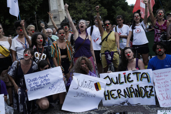 <b>RIO DE JANEIRO — Justice for Julieta:</b> Artists protest violence against women after the murder of Venezuelan actress and clown Julieta Inés Hernández Martínez in Rio de Janeiro, Brazil, Monday, Jan. 8, 2024. The body of Hernández, who had been missing since Dec. 23 while traveling by bicycle, was found in Presidente Figueiredo city, near Manaus in Amazonas state.<br>Photo: Bruna Prado/AP