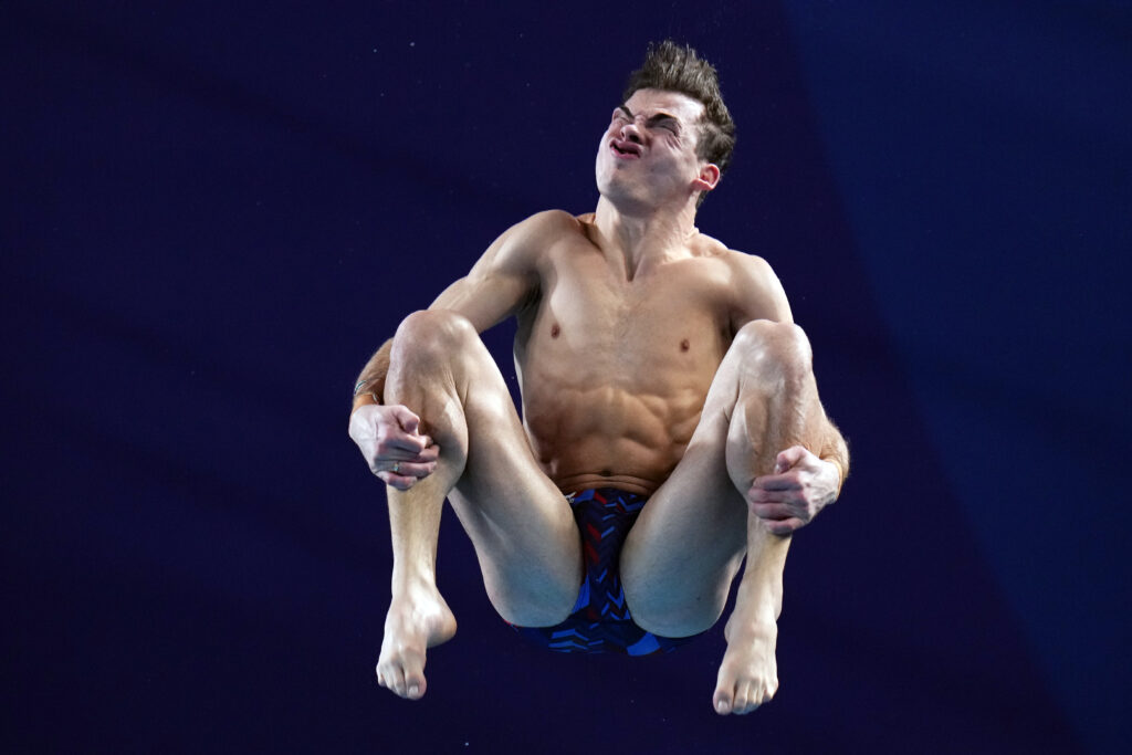QATAR — A classic cannonball never fails to impress the judges: Ross Haslam of Great Britain competes during the men's 3m springboard diving semifinal at the World Aquatics Championships in Doha, Qatar, Wednesday, Feb. 7, 2024.Photo: Hassan Ammar/AP