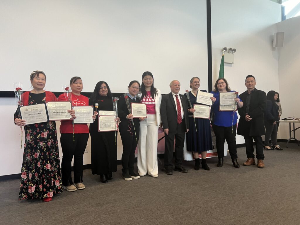 Councilmember Susan Zhuang (center), with Assemblyman William Colton (to her left), and several “Women of Distinction.” at Women of Distinction event.