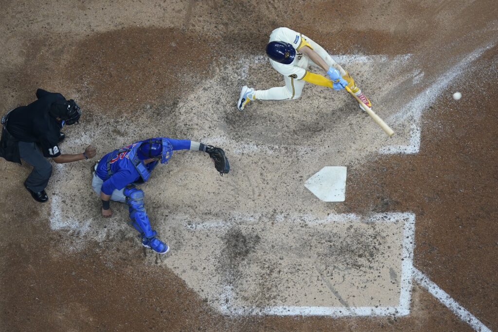 Milwaukee Brewers' Willy Adames hits a two-run home run during the seventh inning of a baseball game against the Chicago Cubs Wednesday, May 29, 2024, in Milwaukee. (AP Photo/Morry Gash)