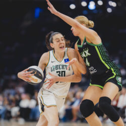 Breanna Stewart posted season highs in points and rebounds Tuesday as the Liberty pulled out a tough win in Chicago.
