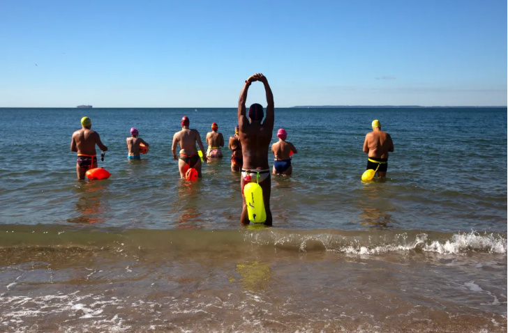 CIBBOWS members prepare for a swim at Brighton Beach on June 10, 2024. Photo by Ben Fractenberg/THE CITY