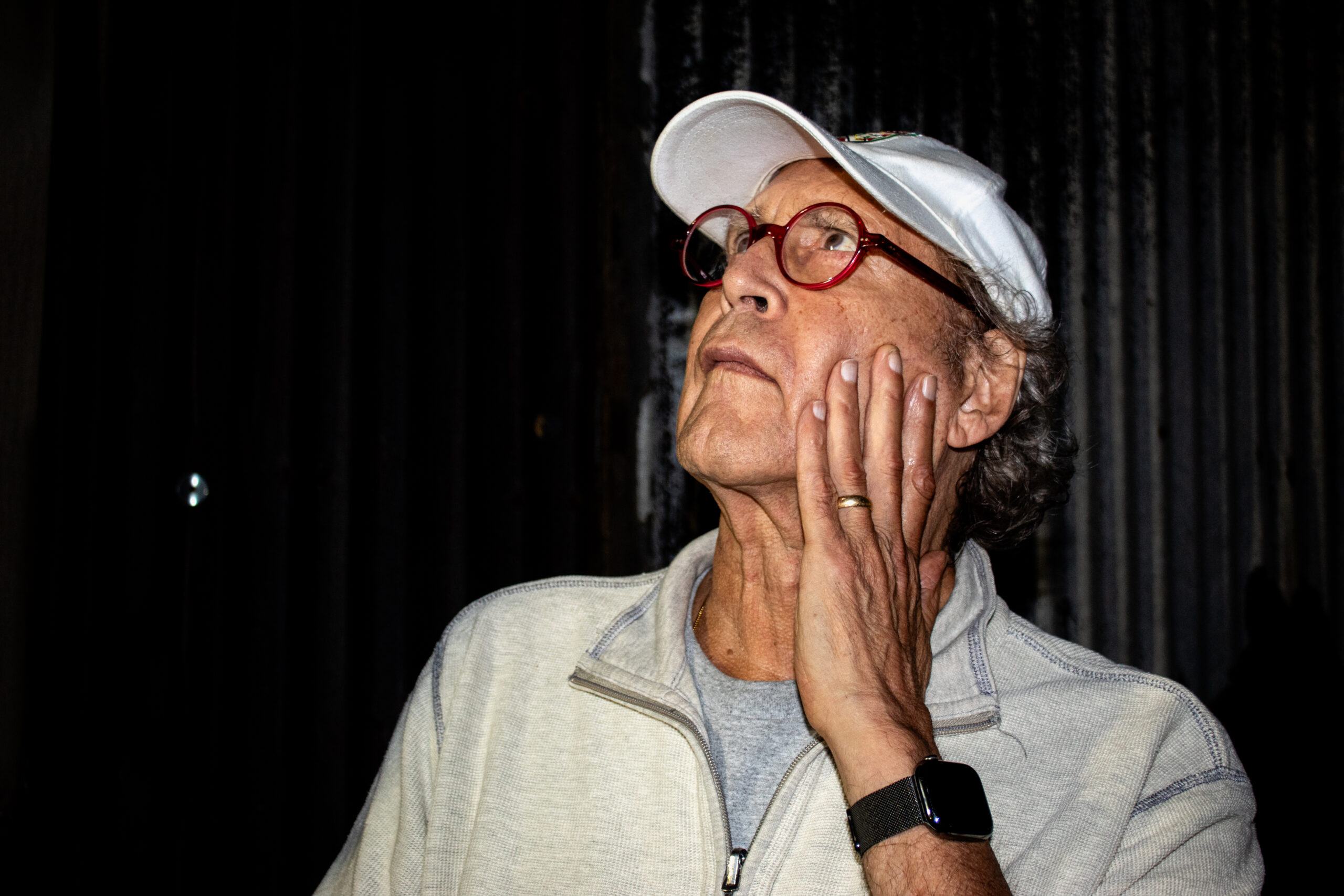 Actor and comedian Chevy Chase strikes a "thinking about environmentalism" pose. Photo by Avery Loftis