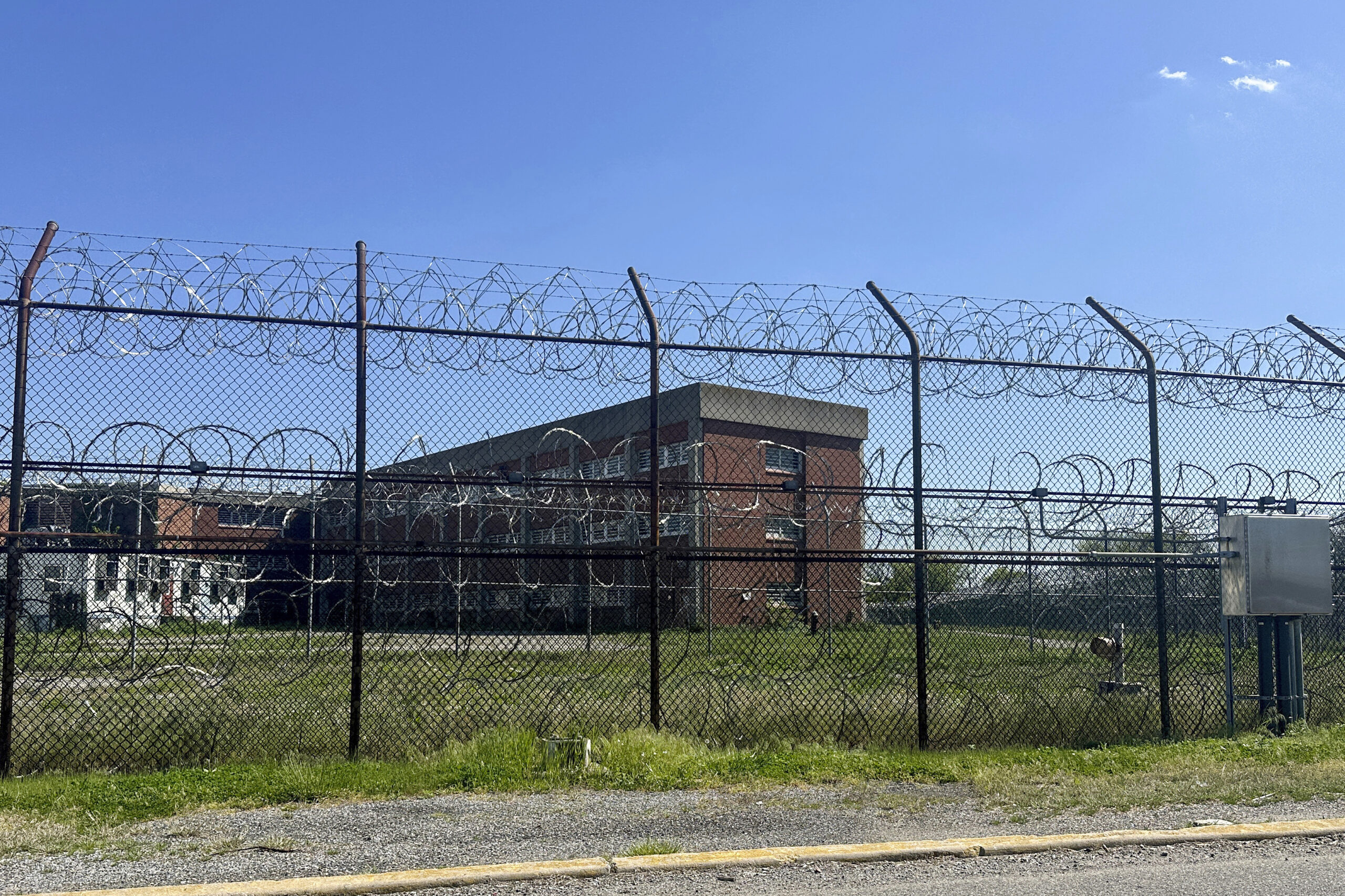 Rikers Island, the notorious New York City jail complex, has been at the center of growing controversy over inadequate medical care and preventable deaths, including the recent passing of 23-year-old Charizma Jones. Critics argue the facility's dangerous conditions are leading to a worsening crisis for detainees. Photo: Ted Shaffrey/AP