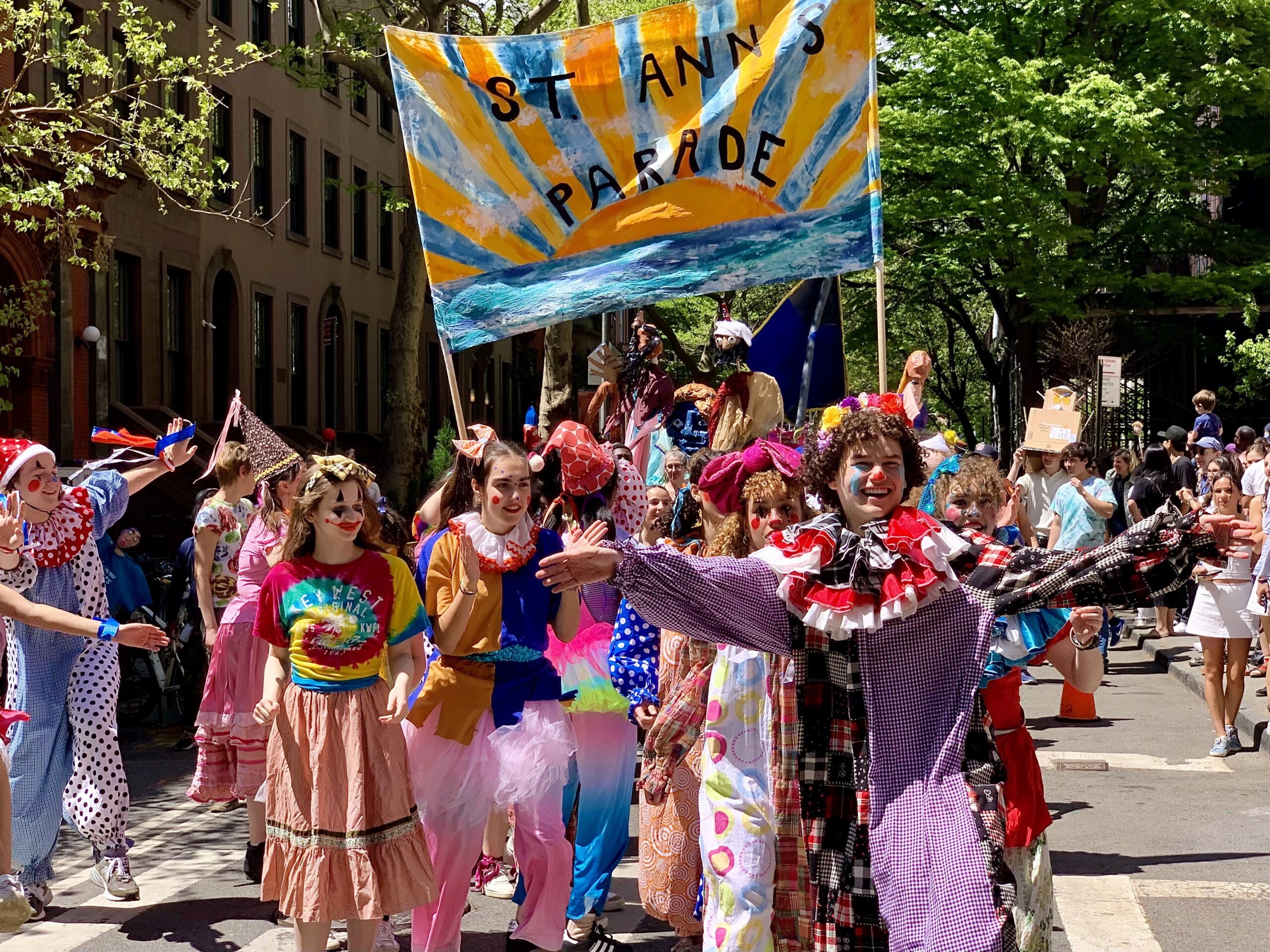 Saint Ann’s School students took to the streets of Brooklyn Heights on Tuesday for the 38th annual Puppet Parade. Photo: Mary Frost, Brooklyn Eagle