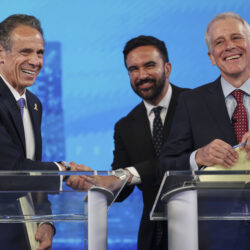Democratic mayoral candidates Andrew Cuomo, left, shakes hands with Zohran Mamdani, center, as Whitney Tilson reacts after participating in a Democratic mayoral primary debate, Wednesday, June 4, 2025, in New York. AP Photo/Yuki Iwamura, Pool