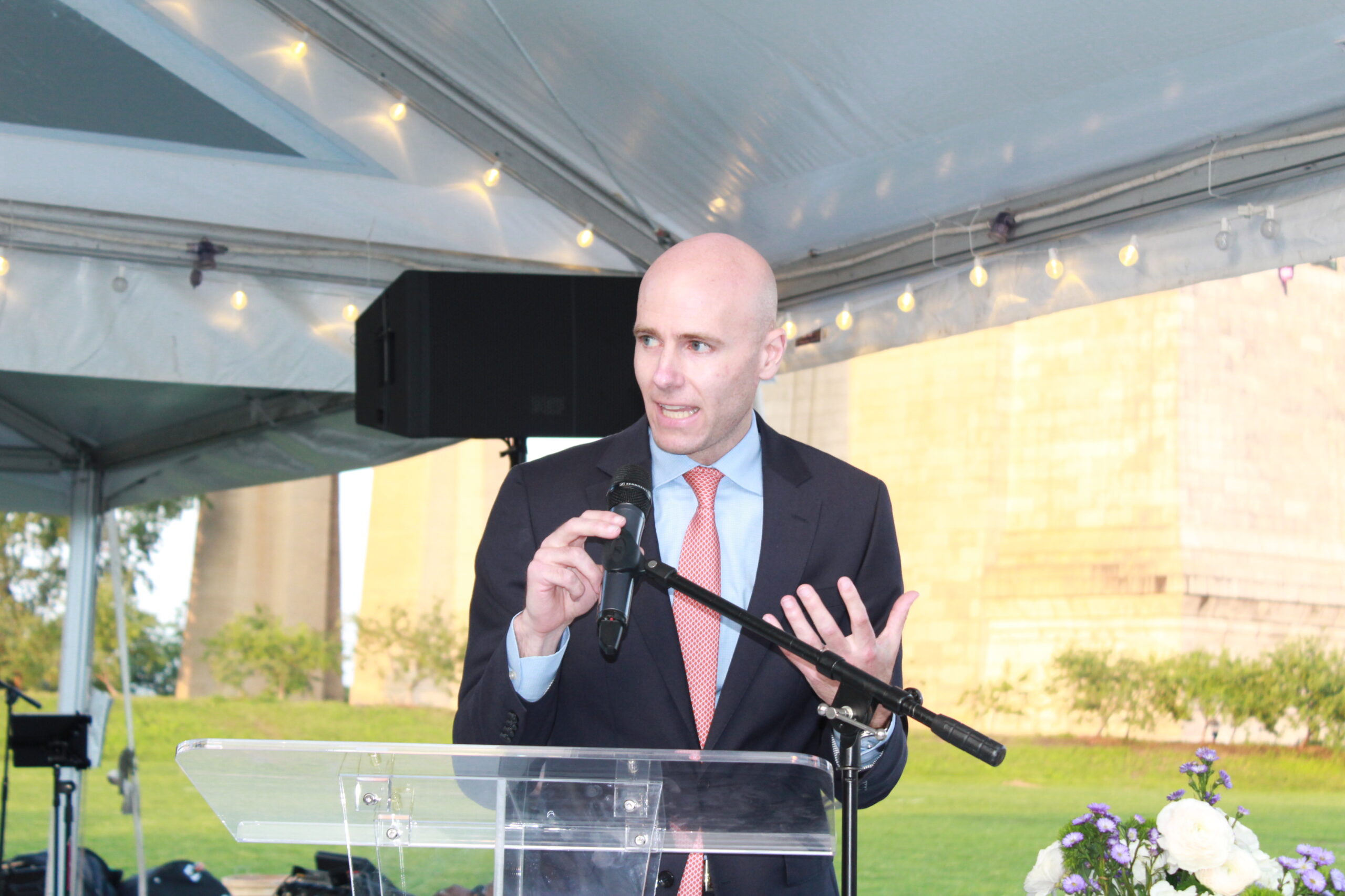 Chief Development Officer at New York Road Runners and President of the Board of the Central Park Track Club Alex Egan speaks at the 2025 Randall’s Island Gala on Tuesday, June 10, 2025. Brooklyn Eagle photo by Owen Lavine