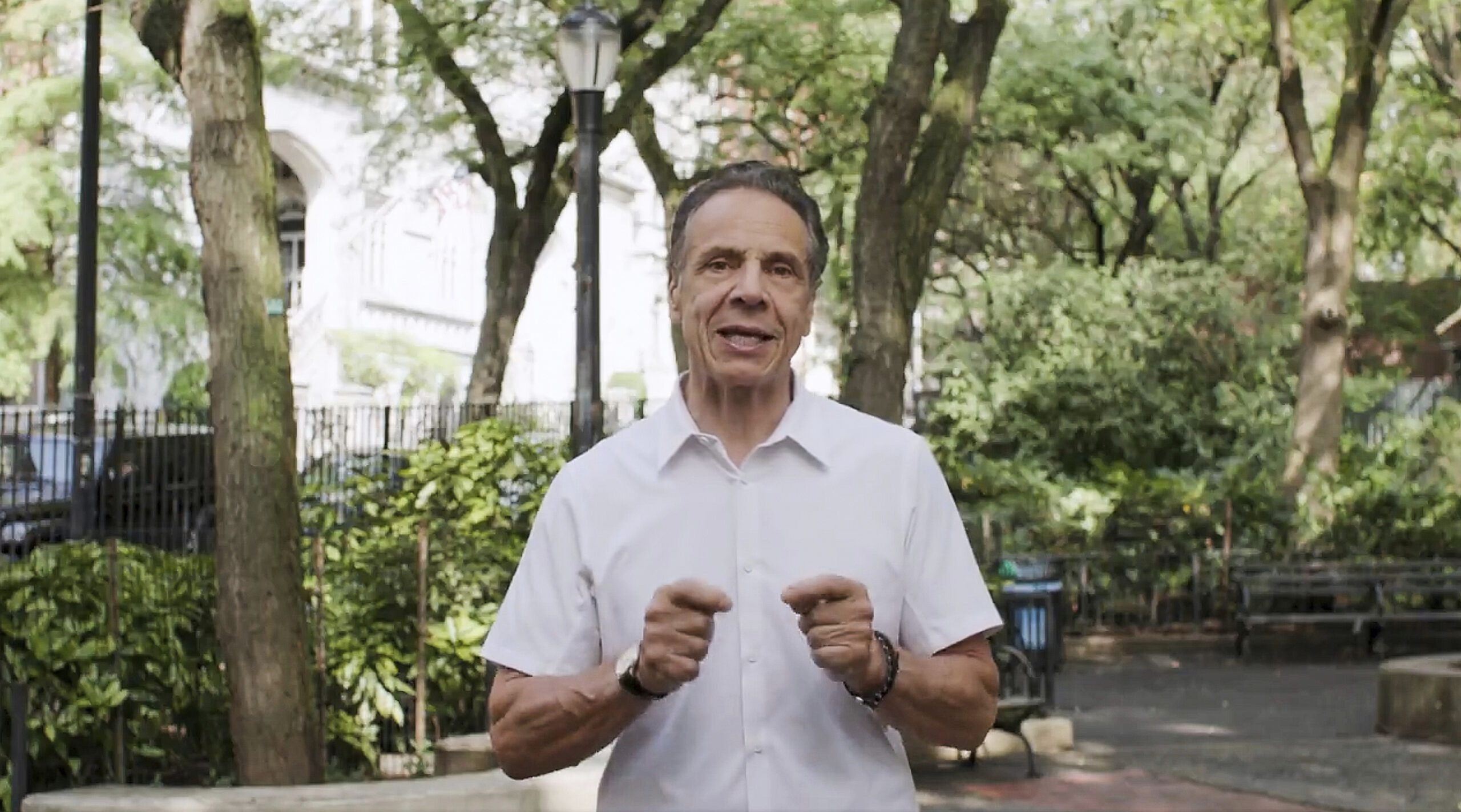 This image from video posted on the Cuomo for Mayor X account shows the former New York governor as he says he will run for mayor of New York City as an independent candidate, staying in a crowded field trying to thwart surging left-wing Democratic candidate Zohran Mamdani. Cuomo for Mayor via AP