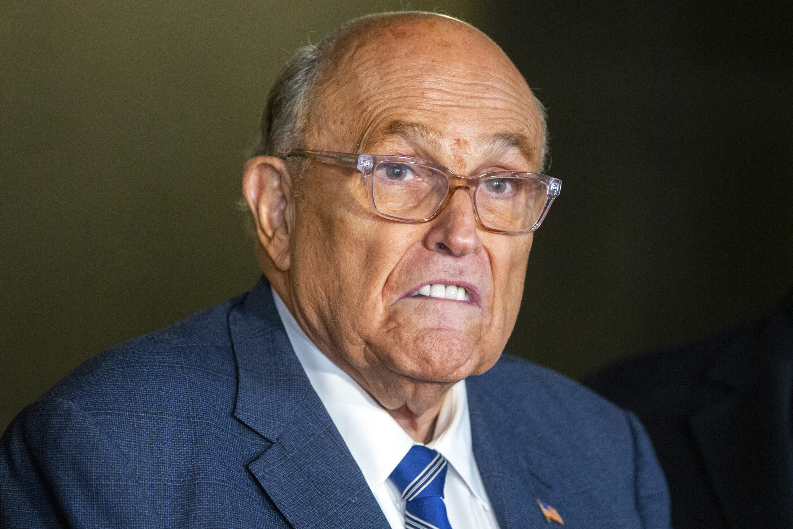 Rudy Giuliani speaks to the media outside Manhattan federal court in New York, Jan. 3, 2025. Photo: Ted Shaffrey/AP