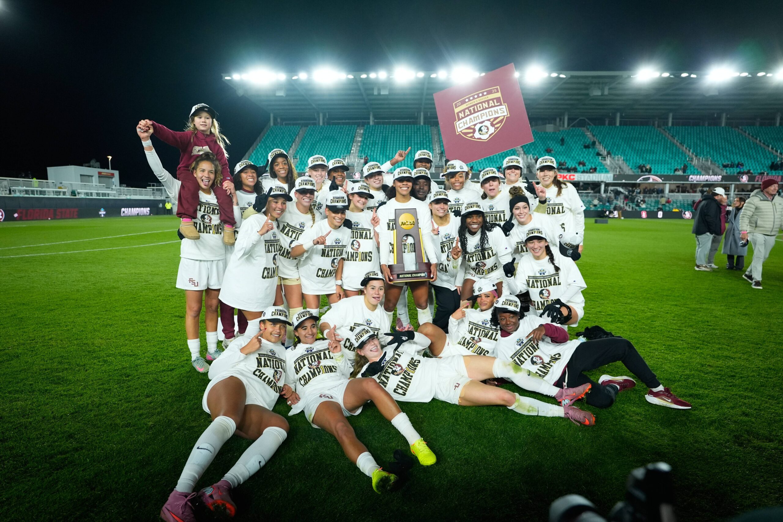 Members of Florida State celebrate after defeating Stanford in the NCAA college soccer tournament final Monday, Dec. 8, 2025, in Kansas City, Mo. Photo: Charlie Riedel/AP