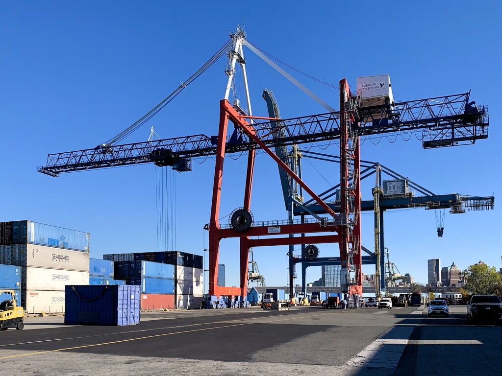 Cargo-handling cranes at the Container Terminal within the Brooklyn Marine Terminal site. Photo: Mary Frost, Brooklyn Eagle