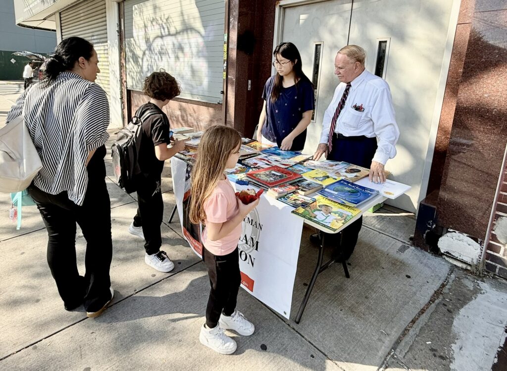 Children who stop by at Assemblymember William Colton’s district office, 155 Kings Highway, between 2 and 3:30 p.m. on Fridays, will have the opportunity to choose a free book, just in time for the Assembly’s Summer Reading Challenge to kick off. Photo: Assemblymember Colton’s office