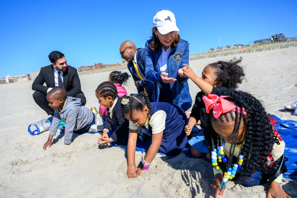 Governor Hochul and Mayor Mamdani joined preschoolers in the Rockaways on Tuesday to launch the city’s 2-K pilot. Photo: Susan Watts/Office of Gov. Kathy Hochul