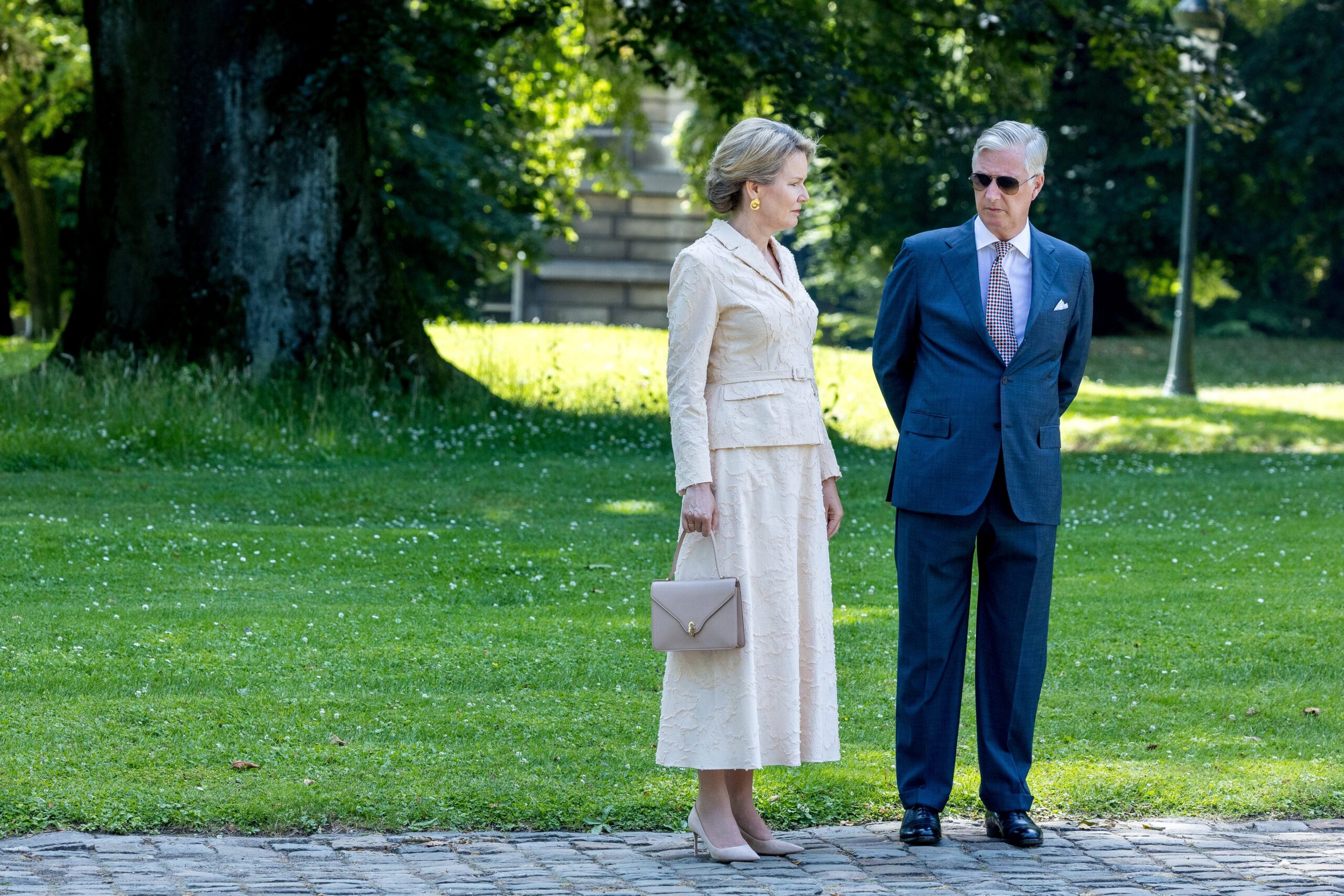 Belgium's King Philippe, right, and Belgium's Queen Mathilde wait for the arrival of Japan's Emperor Naruhito and Japan's Empress Masako, as part of a state visit at the Palace of Laeken, in Laeken, Belgium, Monday, June 22, 2026. Photo: Omar Havana/AP