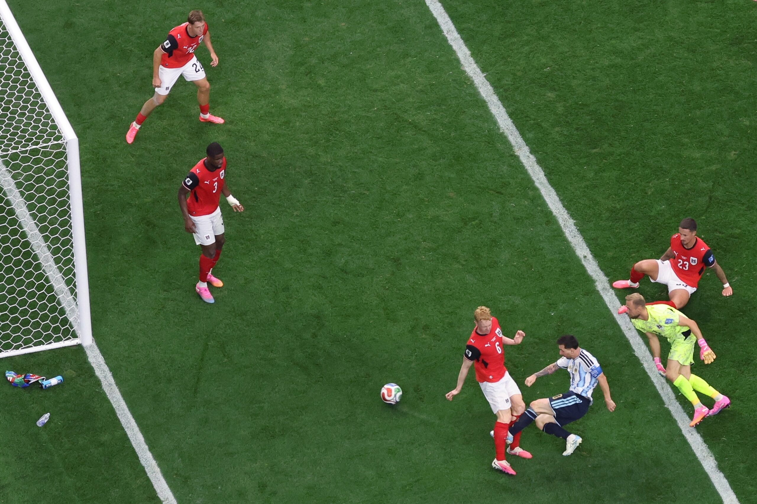 Argentina's Lionel Messi (10) scores his side's 2nd goal during the World Cup Group J soccer match between Argentina and Austria in Arlington, Texas, near Dallas, Monday, June 22, 2026. Photo: Sam Hodde/AP