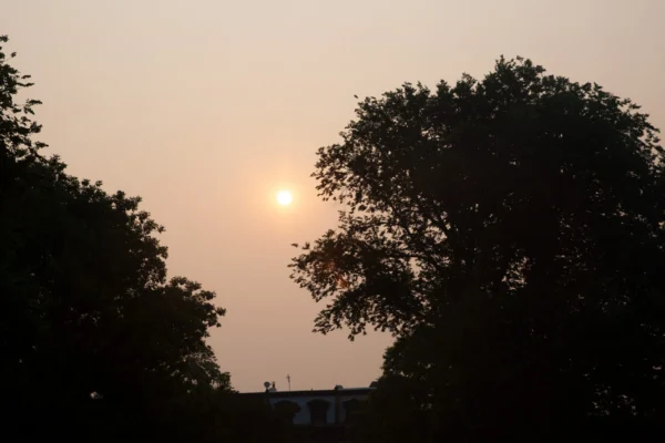 The sun rose over Brooklyn while Canadian wildfire smoke continued to blanket the city, June 8, 2023. Credit: Ben Fractenberg/THE CITY